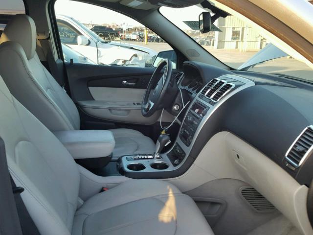 1GKLRMED0AJ183390 - 2010 GMC ACADIA SLT ვერცხლისფერი ფოტო 5