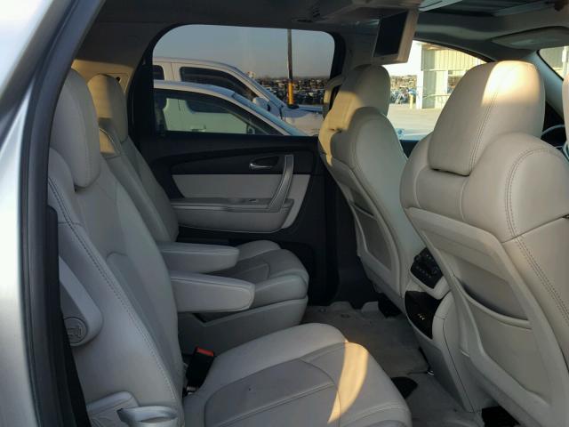 1GKLRMED0AJ183390 - 2010 GMC ACADIA SLT ვერცხლისფერი ფოტო 6