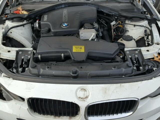 WBA3C3C57DF981652 - 2013 BMW 320 I WHITE photo 7