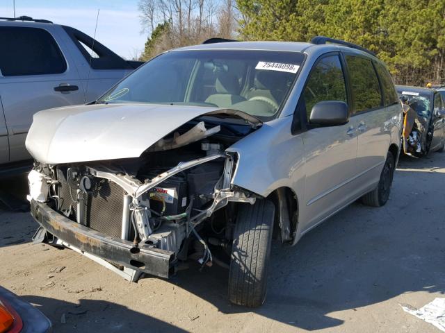 5TDZA23C45S242428 - 2005 TOYOTA SIENNA CE TAN photo 2