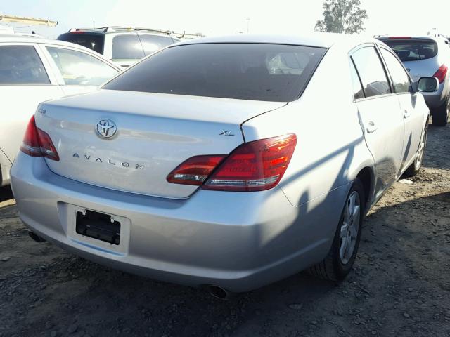 4T1BK36B38U290120 - 2008 TOYOTA AVALON XL SILVER photo 4