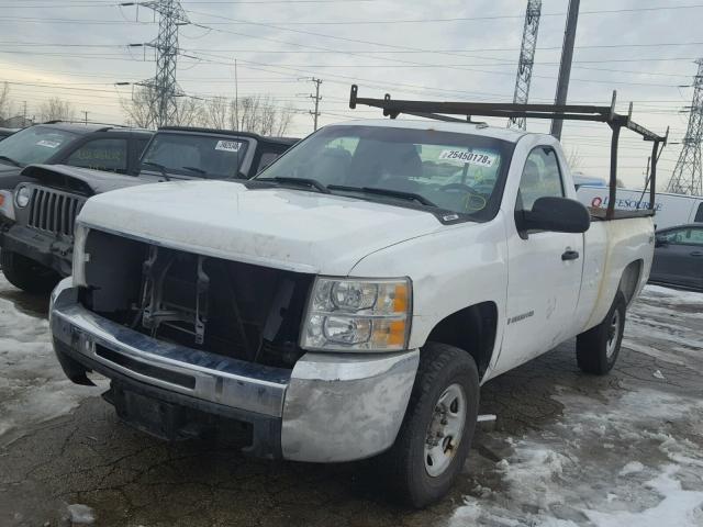 1GCHK44K59E116648 - 2009 CHEVROLET SILVERADO WHITE photo 2