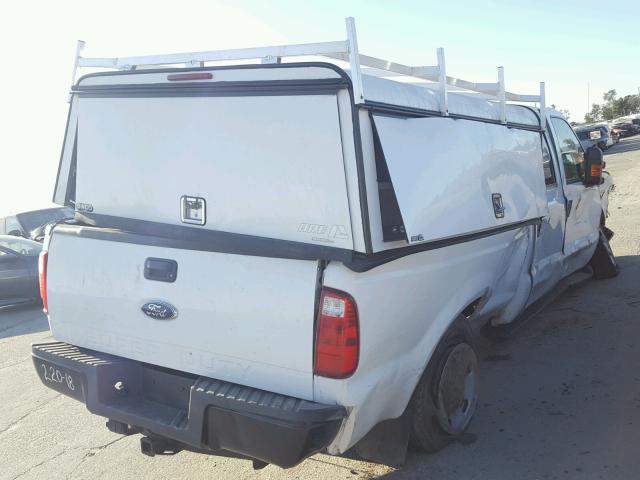 1FTSW20559EA62993 - 2009 FORD F250 SUPER WHITE photo 4