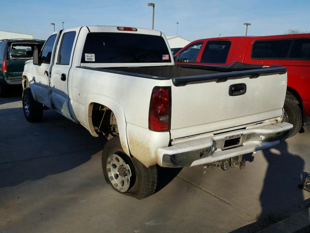 1GCHC23114F104431 - 2004 CHEVROLET SILVERADO WHITE photo 3