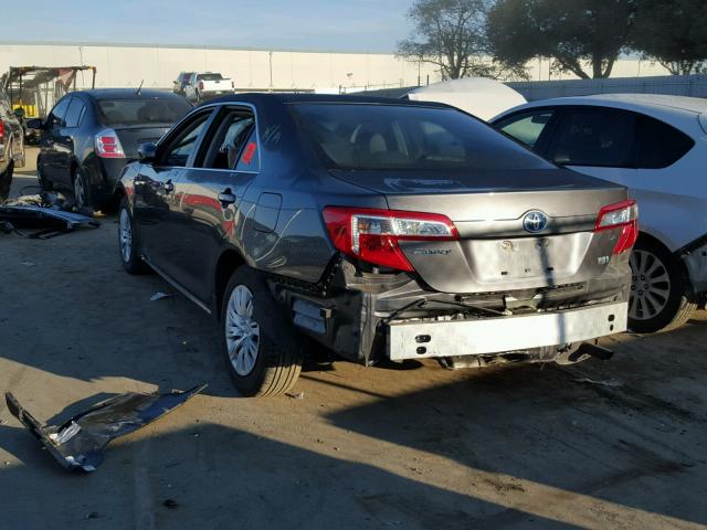 4T1BD1FK3DU070064 - 2013 TOYOTA CAMRY HYBR GRAY photo 3