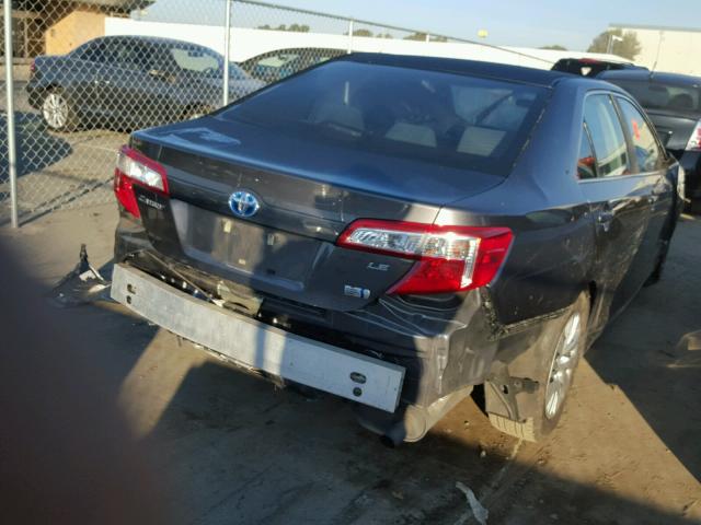 4T1BD1FK3DU070064 - 2013 TOYOTA CAMRY HYBR GRAY photo 4