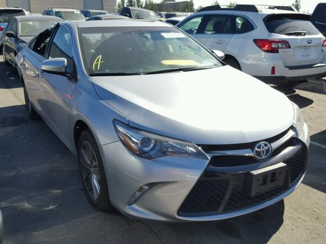 4T1BF1FKXHU427997 - 2017 TOYOTA CAMRY LE SILVER photo 1