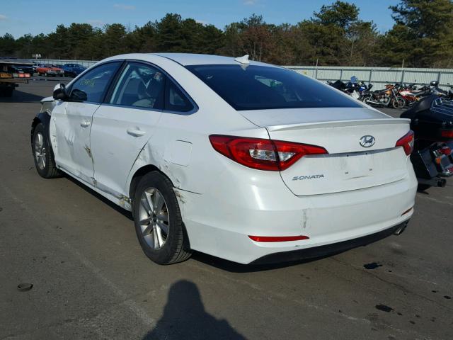 5NPE24AFXFH186748 - 2015 HYUNDAI SONATA SE WHITE photo 3