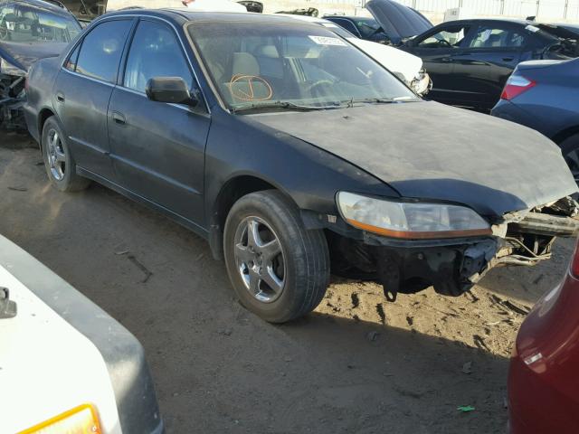 1HGCG6672WA173670 - 1998 HONDA ACCORD EX BLACK photo 1