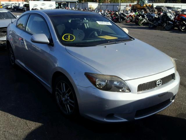 JTKDE177170157969 - 2007 TOYOTA SCION TC SILVER photo 1