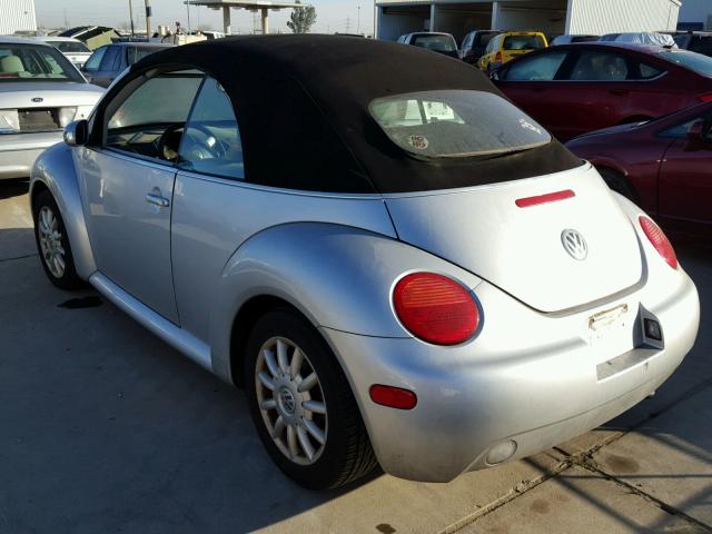 3VWCM31Y44M331512 - 2004 VOLKSWAGEN NEW BEETLE 银色 照片 3