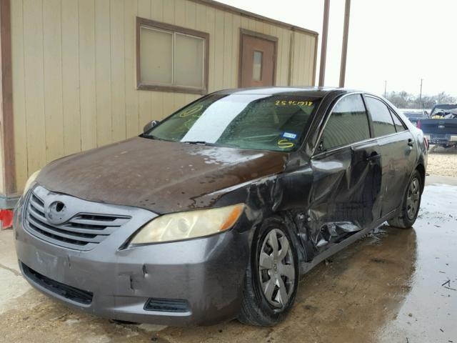 4T4BE46K08R029563 - 2008 TOYOTA CAMRY CE GRAY photo 2