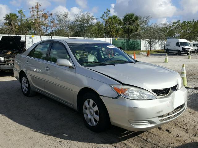 4T1BE32K54U913762 - 2004 TOYOTA CAMRY LE SILVER photo 1