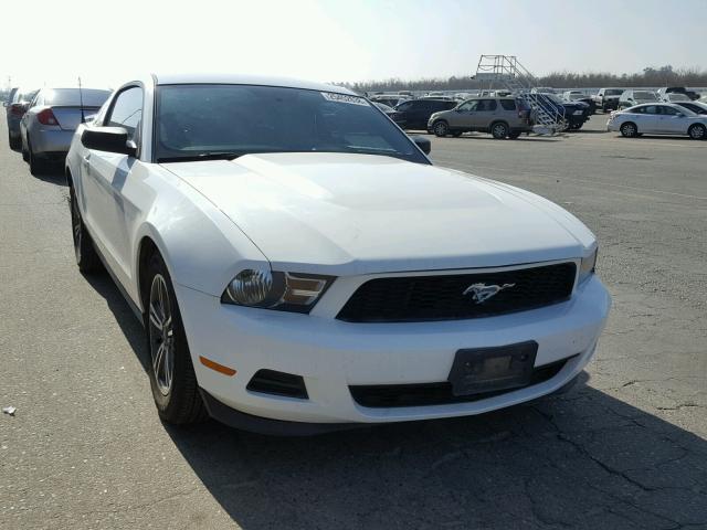 1ZVBP8AM4C5228916 - 2012 FORD MUSTANG WHITE photo 1