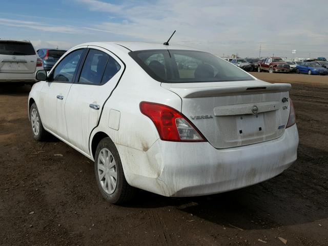 3N1CN7AP3DL869674 - 2013 NISSAN VERSA S WHITE photo 3