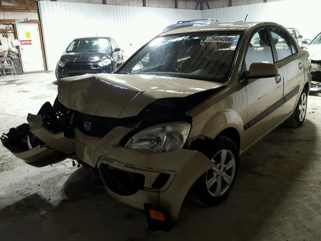 KNADE223396557756 - 2009 KIA RIO BASE GOLD photo 2