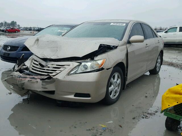 4T4BE46K87R001749 - 2007 TOYOTA CAMRY NEW GOLD photo 2