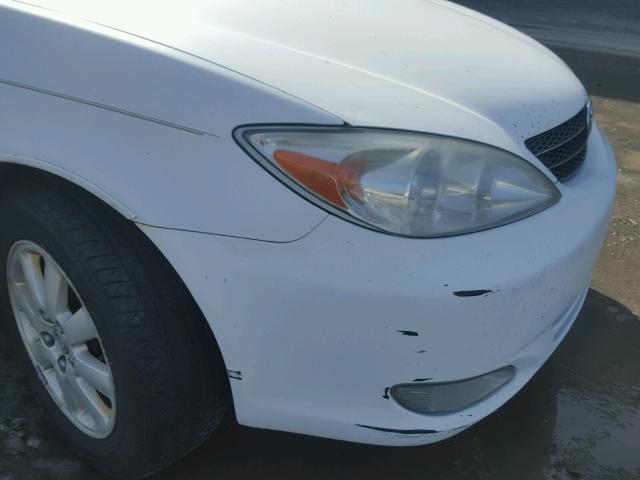 4T1BE30K13U203548 - 2003 TOYOTA CAMRY LE WHITE photo 10