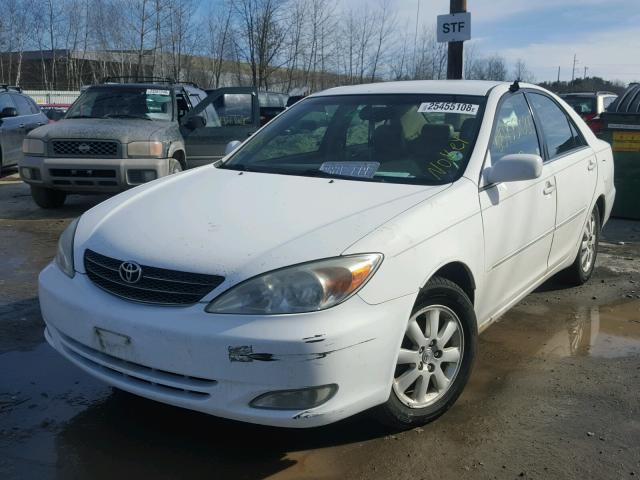 4T1BE30K13U203548 - 2003 TOYOTA CAMRY LE WHITE photo 2