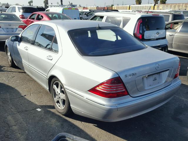 WDBNG70J54A392605 - 2004 MERCEDES-BENZ S 430 SILVER photo 3