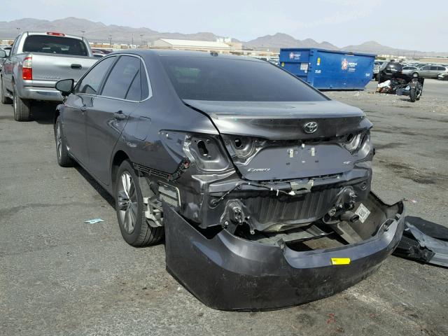 4T1BF1FK9GU519410 - 2016 TOYOTA CAMRY LE GRAY photo 3