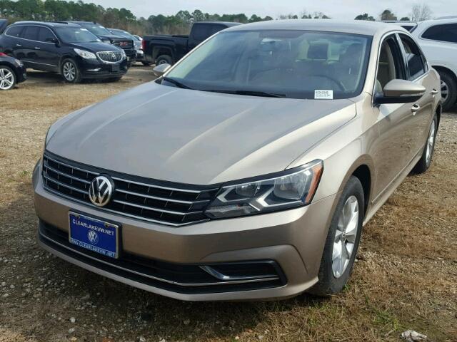 1VWAT7A32HC041640 - 2017 VOLKSWAGEN PASSAT S თაფლისფერი ფოტო 2