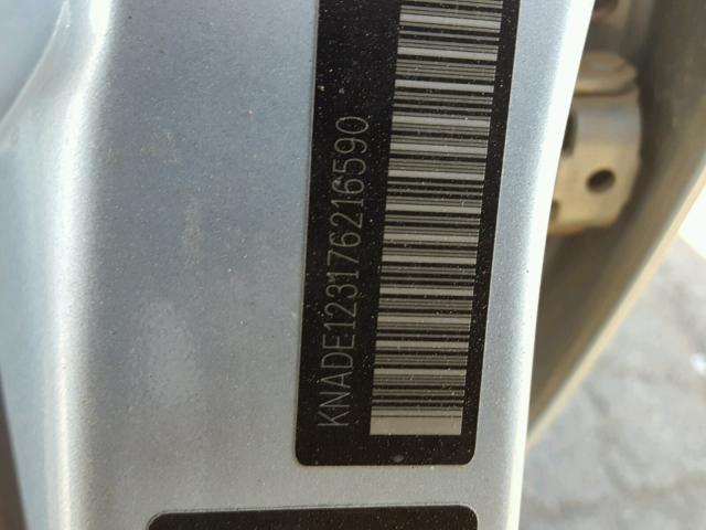 KNADE123176216590 - 2007 KIA RIO BASE SILVER photo 10