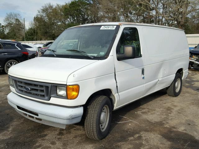 1FTRE14W04HA42821 - 2004 FORD ECONOLINE WHITE photo 2