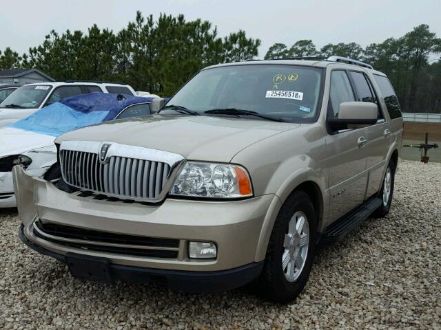 5LMFU27515LJ08301 - 2005 LINCOLN NAVIGATOR TAN photo 2