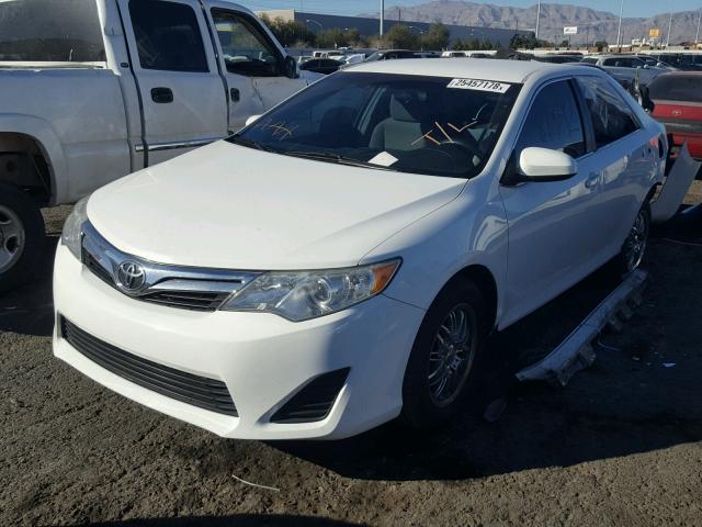 4T1BF1FK1CU101322 - 2012 TOYOTA CAMRY BASE WHITE photo 2