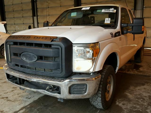 1FT7X2B69CEB59002 - 2012 FORD F250 SUPER WHITE photo 2