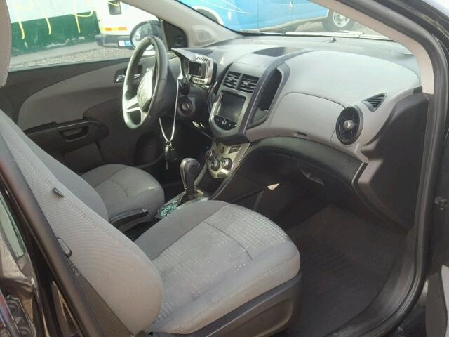 1G1JA6SH4D4110645 - 2013 CHEVROLET SONIC LS BLACK photo 5