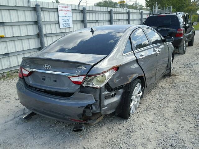 5NPEC4AB3BH241593 - 2011 HYUNDAI SONATA SE GRAY photo 4