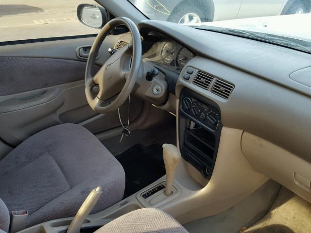 1Y1SK5284YZ426411 - 2000 CHEVROLET GEO PRIZM 金色 照片 9