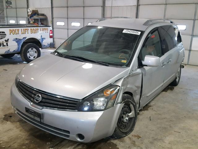 5N1BV28U58N101381 - 2008 NISSAN QUEST S SILVER photo 2