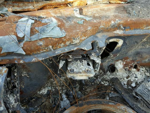 1G8ZS57N77F139057 - 2007 SATURN AURA XE BURN photo 8