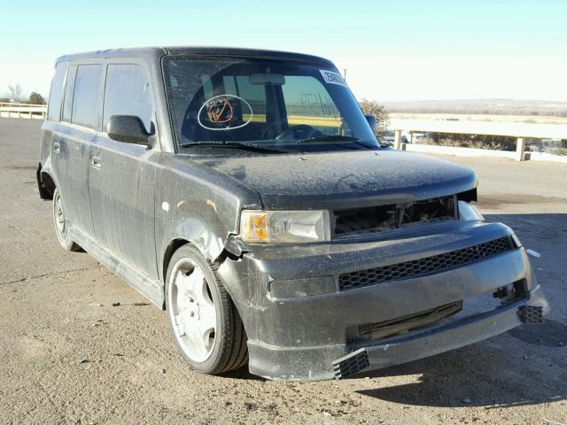 JTLKT324X64107483 - 2006 TOYOTA SCION XB GRAY photo 1