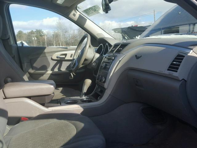 1GNEV13D29S115140 - 2009 CHEVROLET TRAVERSE L GRAY photo 5