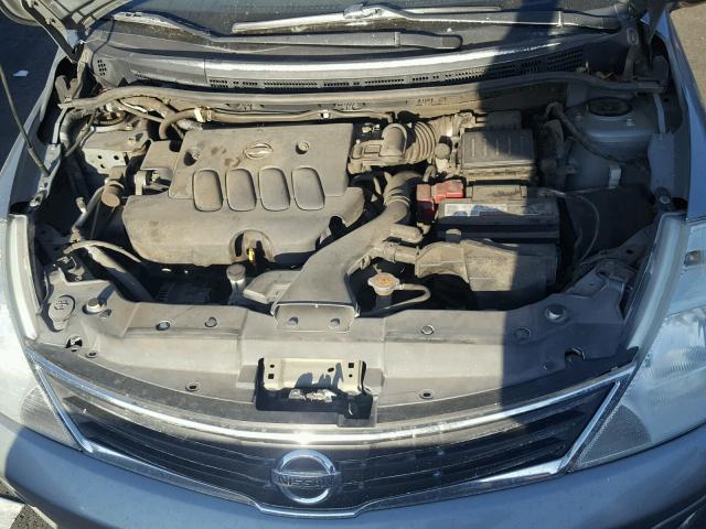 3N1BC1AP7AL383928 - 2010 NISSAN VERSA S GRAY photo 7