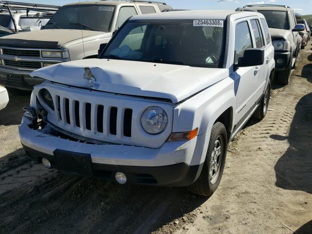 1C4NJPBA6DD102239 - 2013 JEEP PATRIOT SP WHITE photo 2