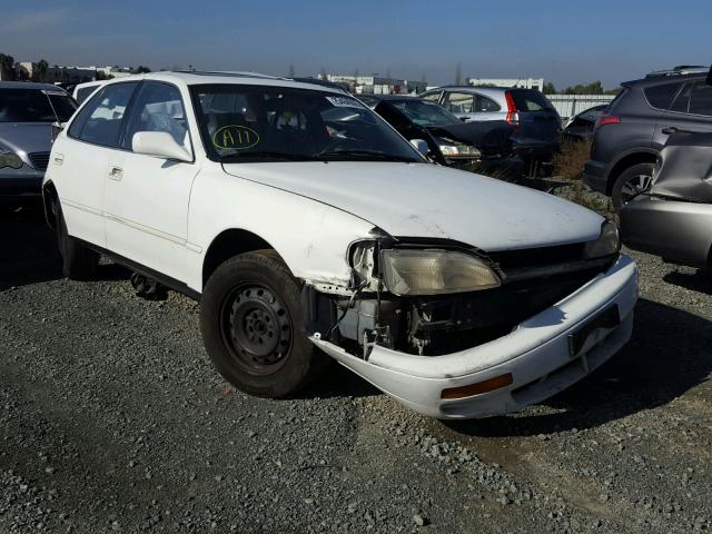 JT2BF12K2T0142066 - 1996 TOYOTA CAMRY LE WHITE photo 1