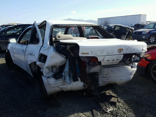 JT2BF12K2T0142066 - 1996 TOYOTA CAMRY LE WHITE photo 3