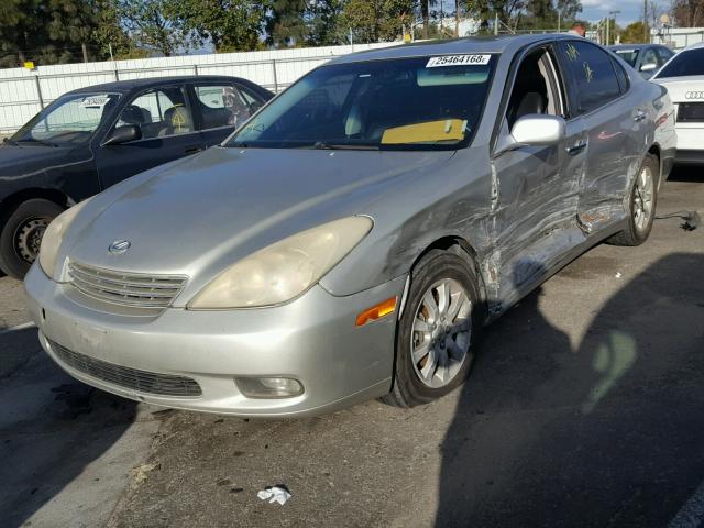 JTHBF30G820063774 - 2002 LEXUS ES 300 SILVER photo 2