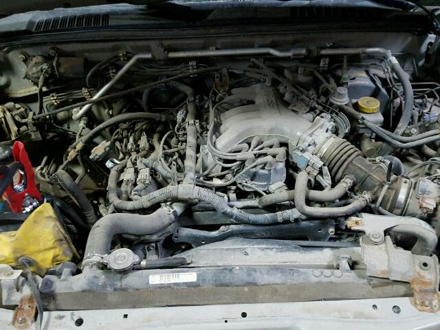 5N1ED28Y44C624254 - 2004 NISSAN XTERRA XE SILVER photo 7