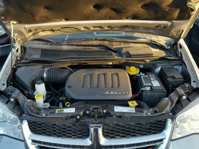 2C4RDGCG2GR353126 - 2016 DODGE GRAND CARA GRAY photo 7