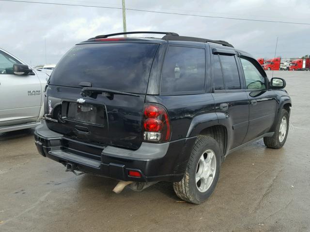 1GNDS13S672160484 - 2007 CHEVROLET TRAILBLAZE BLACK photo 4