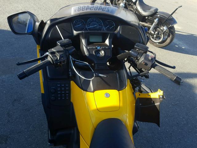 JH2SC6845EK100351 - 2014 HONDA GL1800 B YELLOW photo 5