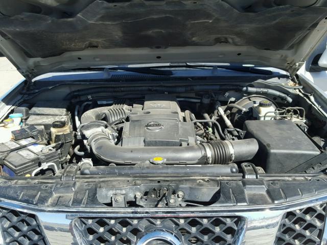 5N1AR18W46C655323 - 2006 NISSAN PATHFINDER SILVER photo 7