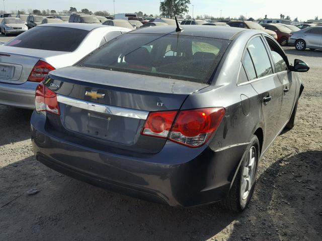 1G1PC5SBXD7170874 - 2013 CHEVROLET CRUZE LT GRAY photo 4