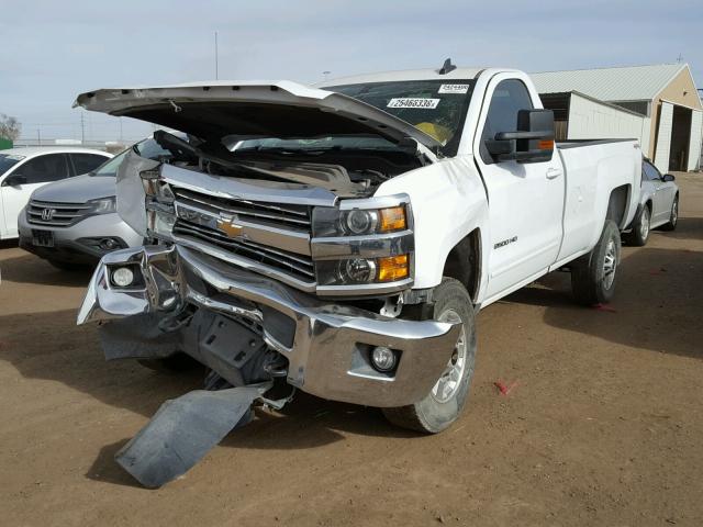 1GC0KVEG5FZ525704 - 2015 CHEVROLET SILVERADO WHITE photo 2